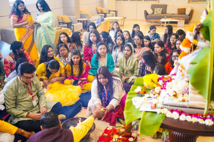 कलिंगा विश्वविद्यालय में वसंत पंचमी के अवसर पर सरस्वती पूजा का आयोजन