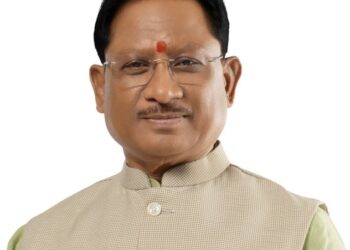 सीएम कैंप कार्यालय की पहल से दाराखरिका में सुलझी वर्षों पुरानी बिजली समस्या, ट्रांसफार्मर लगने से ग्रामीणों को मिली राहत