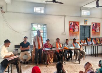 बूथ स्तर पर पार्टी की नीतियों को घर घर पहुंचाना हमारा दायित्व :- सुनील ठाकुर