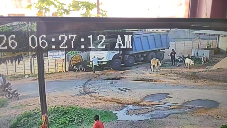 रेत माफिया द्वारा पत्रकार को हाईवे से कुचलने की कोशिश, अवैध रेत कारोबार पर कार्यवाही निर्देश के बाद भी सक्ती जिला में नहीं हो रहा कार्यवाही