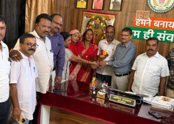 भाजपा मंडल पदाधिकारियों ने अधिकारियों से की परिचयात्मक भेंट-मुलाकात, शासन की योजनाओं पर हुई चर्चा