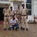 पिस्टलनुमा एयरगन से युवक पर फायर हुए आरोपी को ग्वालियर रेलवे स्टेशन पर रायगढ़ पुलिस ने दबोचा