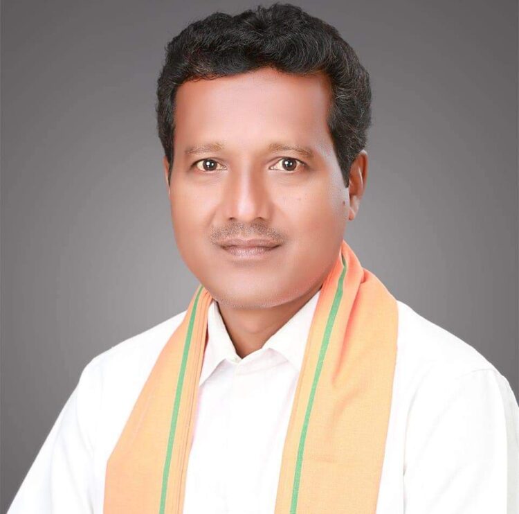 सांसद राधेश्याम राठिया आज खरसिया और धरमजयगढ़ में लगायेंगे जनसमस्या निवारण शिविर
